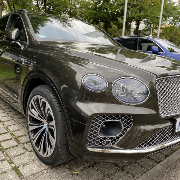 Bentley Bentayga из Германии (54406)
