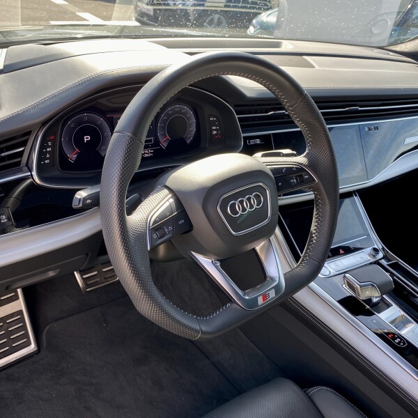 Audi Q8 из Германии (54680)