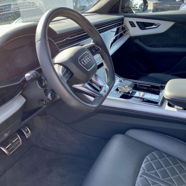 Audi Q8 из Германии (54677)