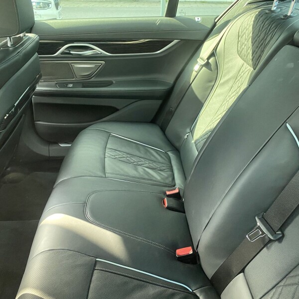 BMW 7-серии из Германии (54591)
