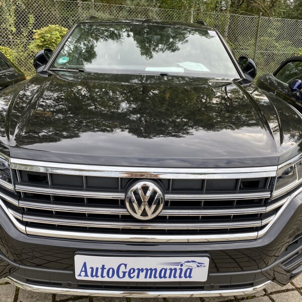 Volkswagen Touareg из Германии (54608)