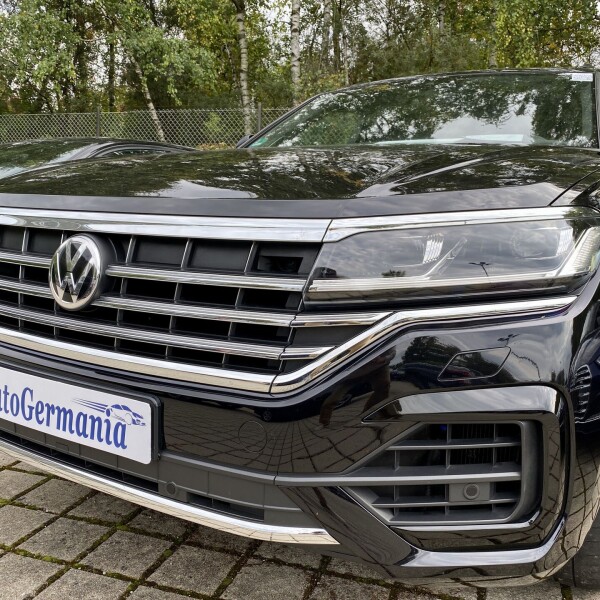 Volkswagen Touareg из Германии (54614)