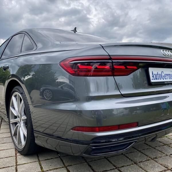 Audi A8  из Германии (55223)