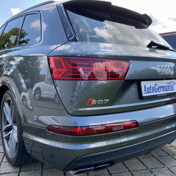 Audi SQ7 из Германии (55430)