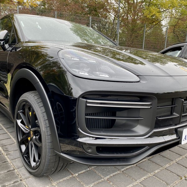 Porsche Cayenne из Германии (56040)