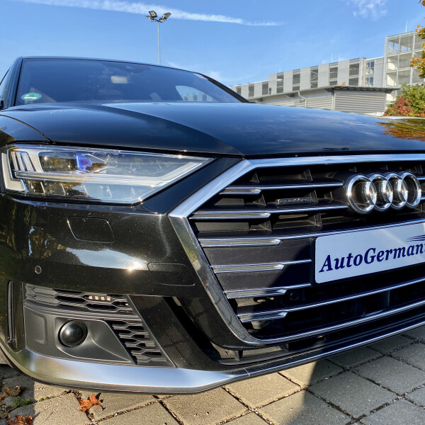 Audi A8  из Германии (56119)