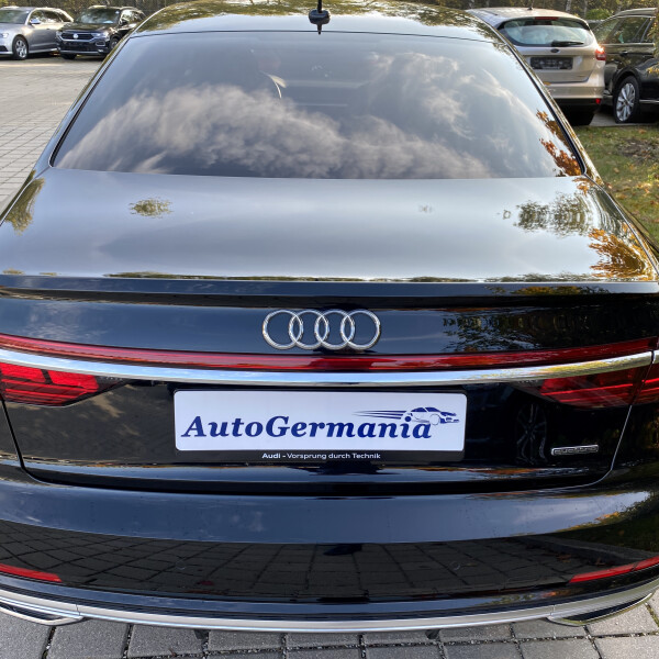 Audi A8  из Германии (56133)