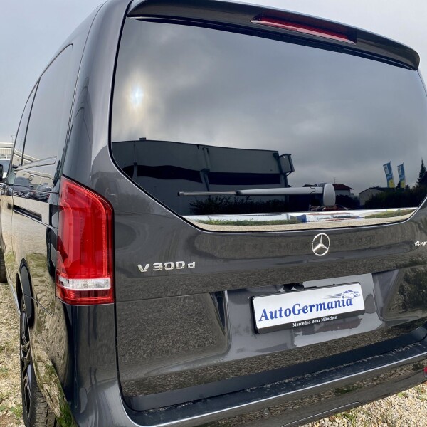 Mercedes-Benz Vito/ Viano V220, V250, V300 из Германии (56226)