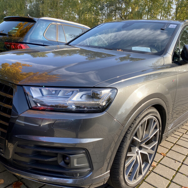 Audi Q7 из Германии (56322)