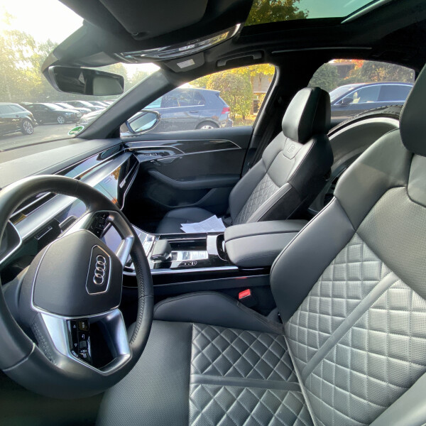 Audi A8  из Германии (56474)
