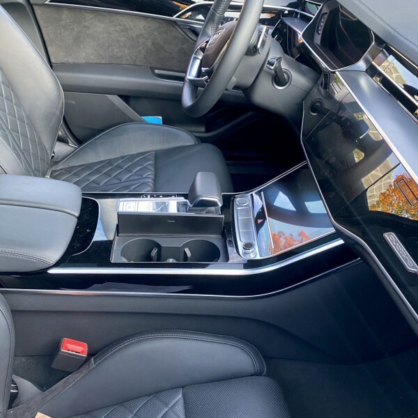 Audi A8  из Германии (56484)