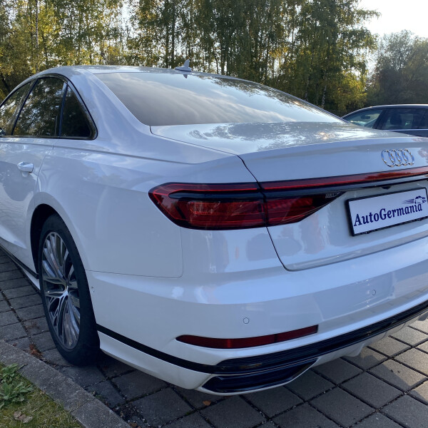 Audi A8  из Германии (56464)