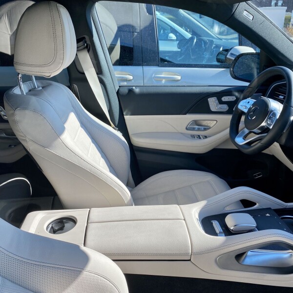 Mercedes-Benz GLS-Klasse из Германии (56532)