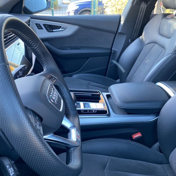 Audi Q8 из Германии (56676)
