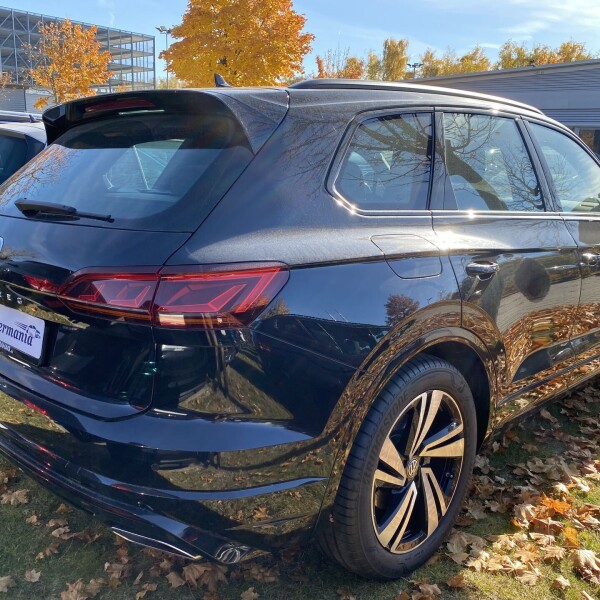 Volkswagen Touareg из Германии (57727)