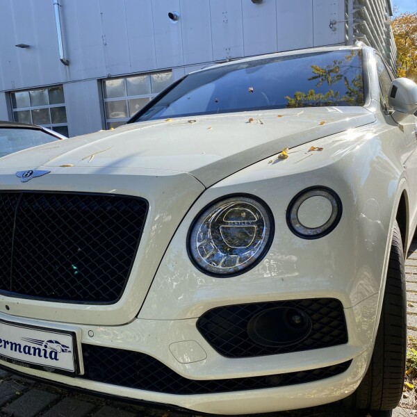 Bentley Bentayga из Германии (57874)