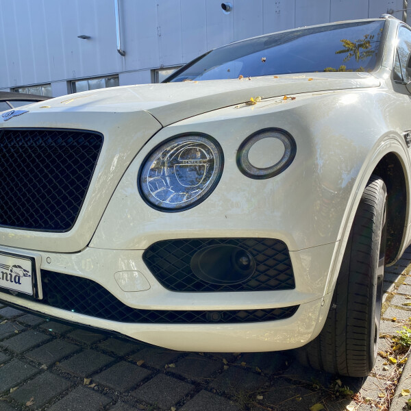 Bentley Bentayga из Германии (57866)