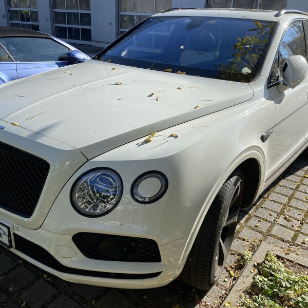 Bentley Bentayga из Германии (57865)