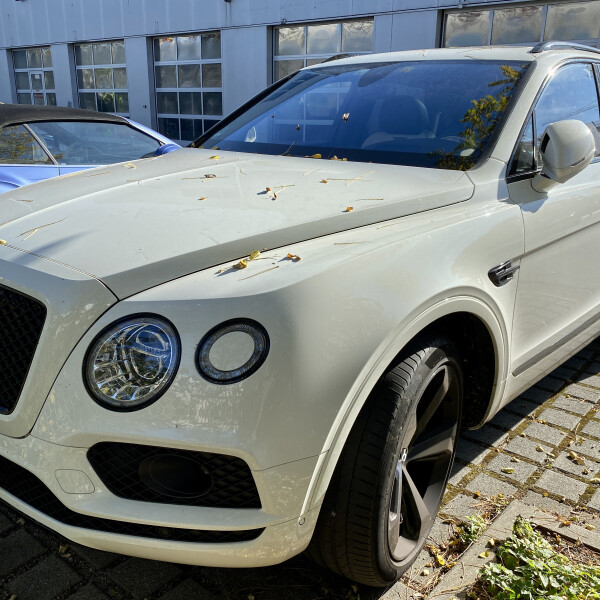 Bentley Bentayga из Германии (57871)