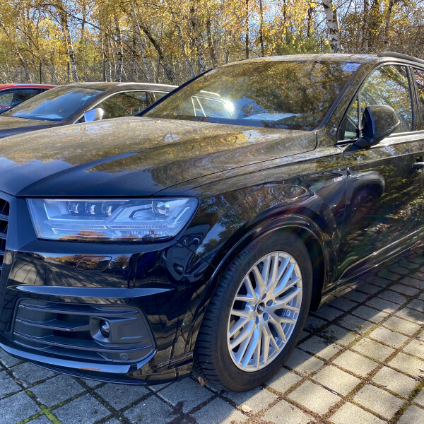 Audi Q7 из Германии (58031)
