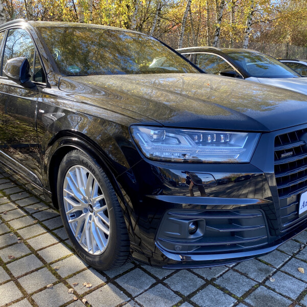 Audi Q7 из Германии (58040)
