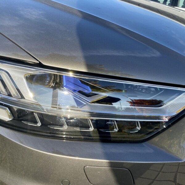 Audi A8  из Германии (58261)