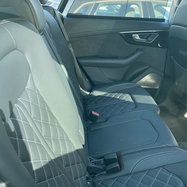 Audi Q8 из Германии (58370)