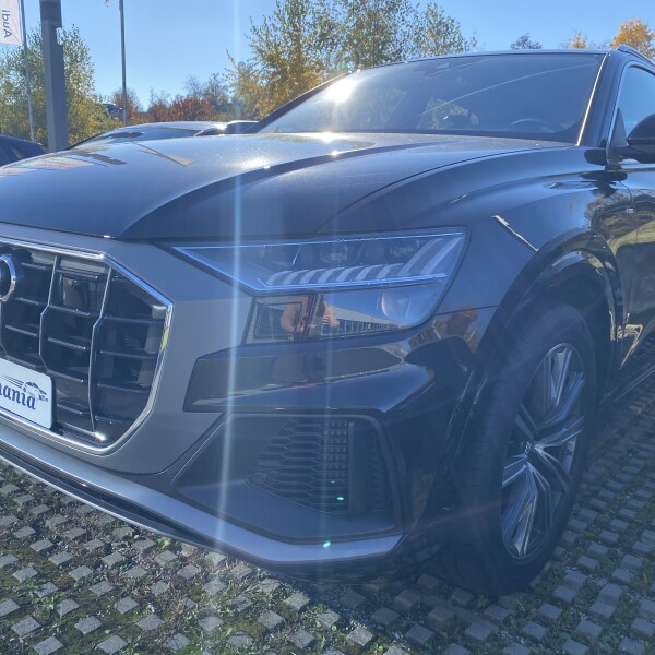 Audi Q8 из Германии (58353)
