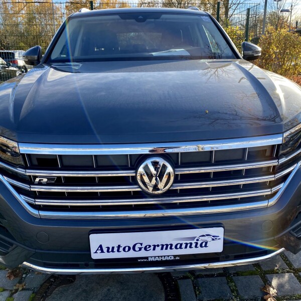 Volkswagen Touareg из Германии (58791)