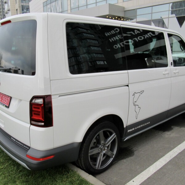 Volkswagen Multivan/Caravelle/Transporter из Германии (60144)