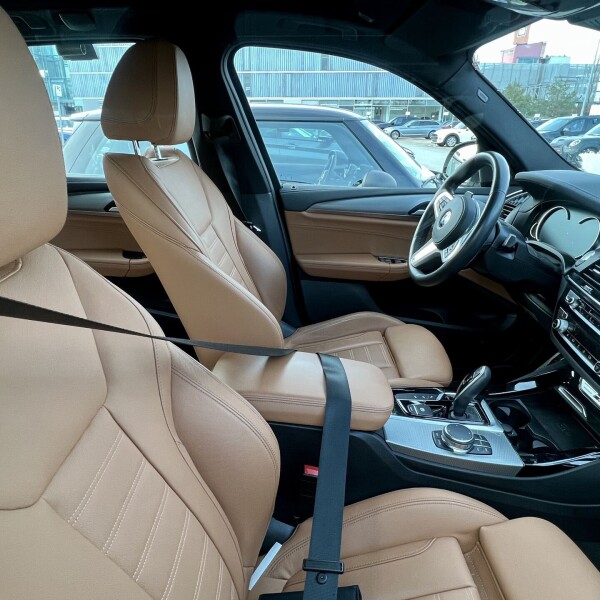 BMW X3  из Германии (60299)