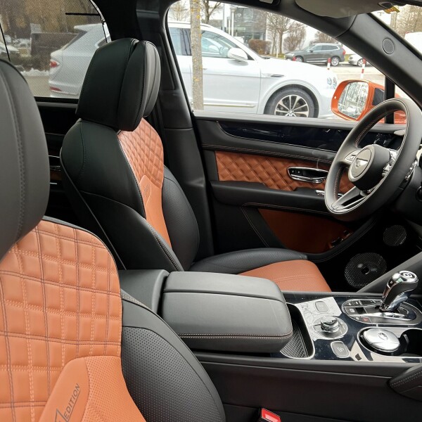Bentley Bentayga из Германии (60339)