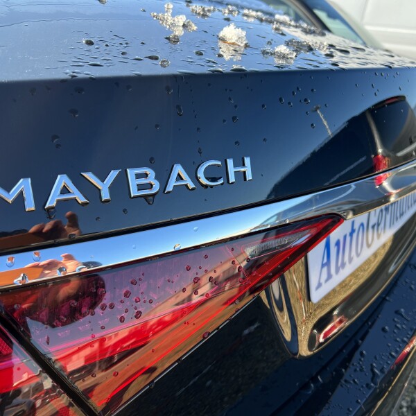 Mercedes-Benz Maybach  из Германии (60477)
