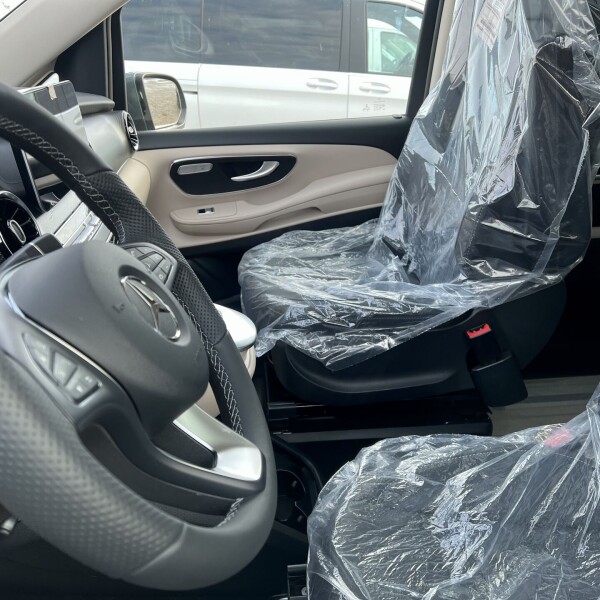 Mercedes-Benz Vito/ Viano V220, V250, V300 из Германии (60915)