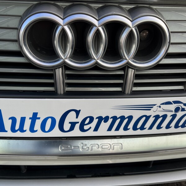 Audi e-tron из Германии (60969)