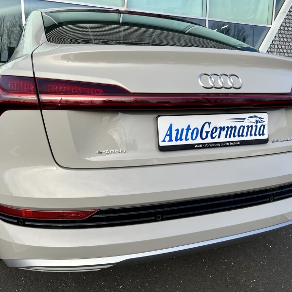 Audi e-tron из Германии (60976)