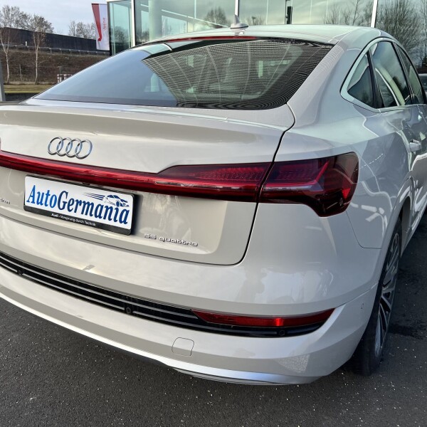 Audi e-tron из Германии (60974)