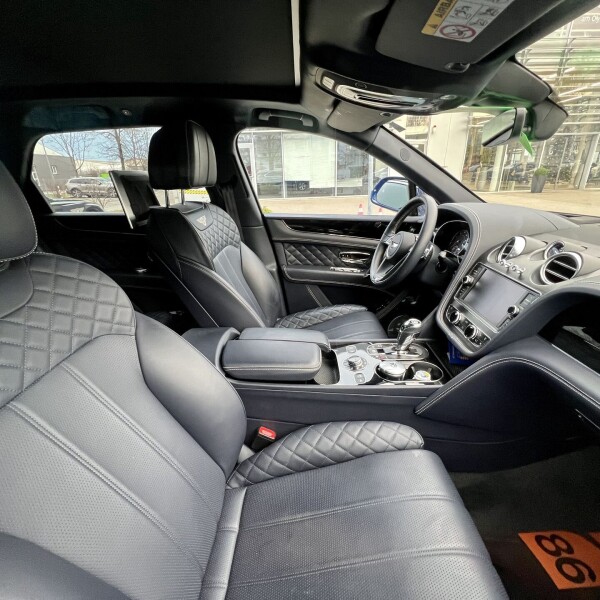 Bentley Bentayga из Германии (61364)