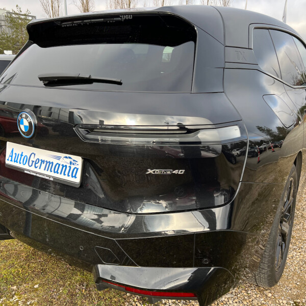 BMW iX из Германии (62118)