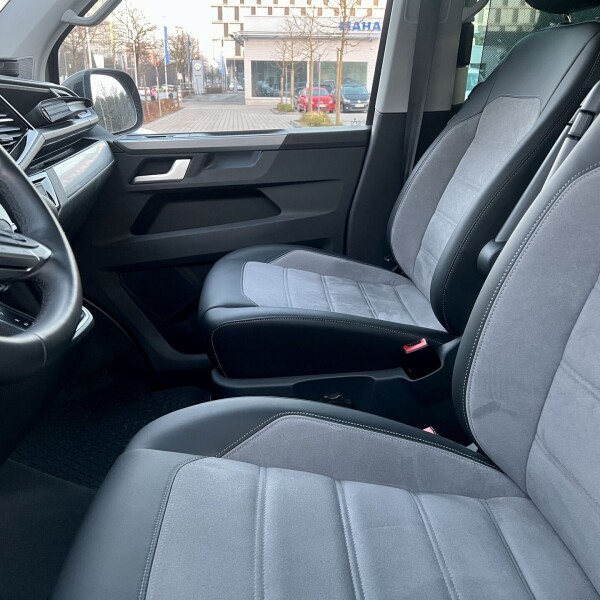 Volkswagen Multivan/Caravelle/Transporter из Германии (61532)