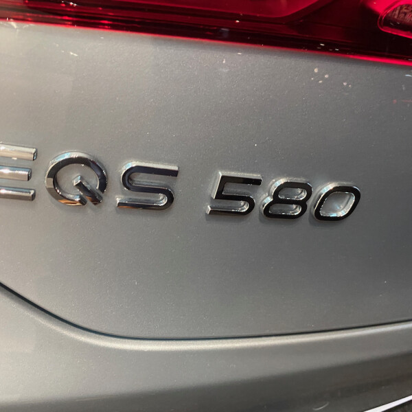 Mercedes-Benz EQS из Германии (62288)