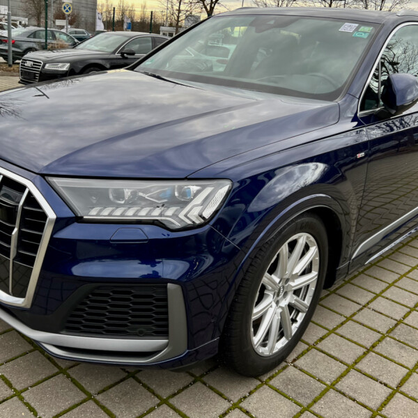 Audi Q7 из Германии (62385)