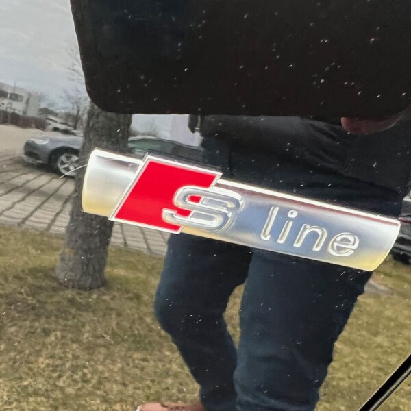 Audi Q3 из Германии (62561)