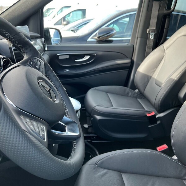 Mercedes-Benz Vito/ Viano V220, V250, V300 из Германии (62862)