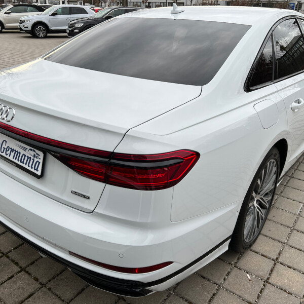 Audi A8  из Германии (62893)