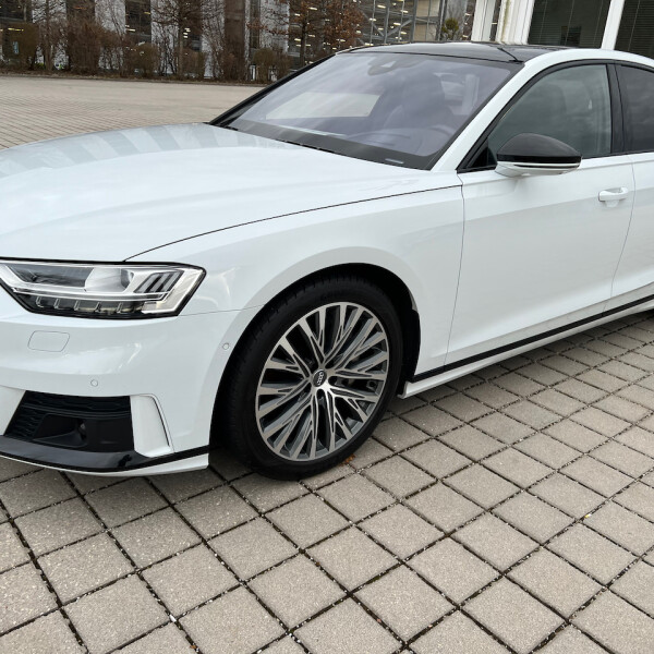 Audi A8  из Германии (62886)