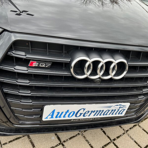 Audi SQ7 из Германии (63018)