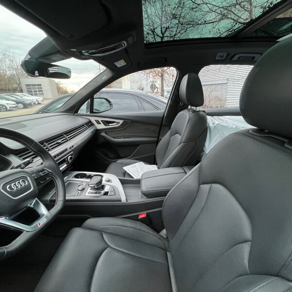 Audi SQ7 из Германии (63029)