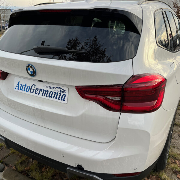 BMW iX3 из Германии (63232)