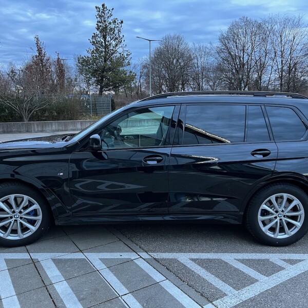 BMW X7 из Германии (63342)